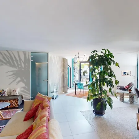 L'agathe-vieille Pietonne Apartment *